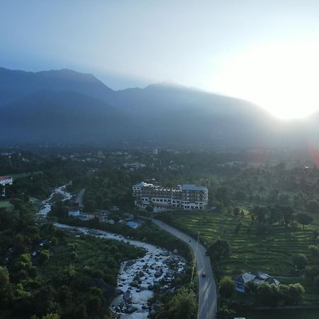 D'Polo Club & Spa Resort Dharamshala Exterior photo